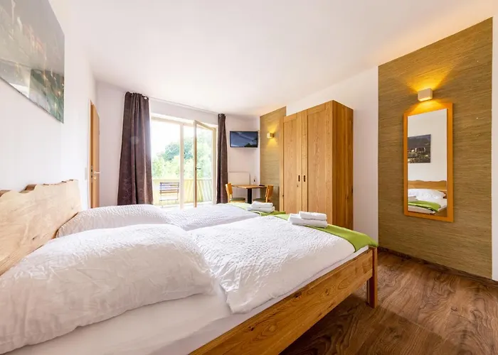 Forsthaus Thiemsburg Im Nationalpark Hainich Schonstedt